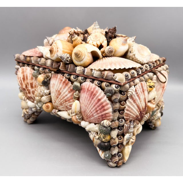 Tan Large 1970s Nautical Shell-Encrusted Box – Vintage Coastal Shellcore Decor For Sale - Image 8 of 12
