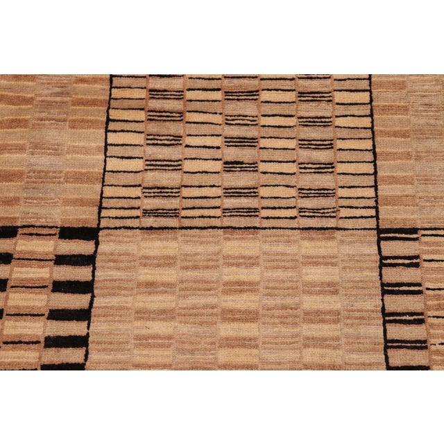 Textile Bohemian Gabbeh Tan/Brown Wool Rug - 6'1'' X 8'10'' For Sale - Image 7 of 10