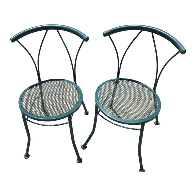 Green Metal Outdoor Mid Century Mesh Chairs - Set of 2 For Sale