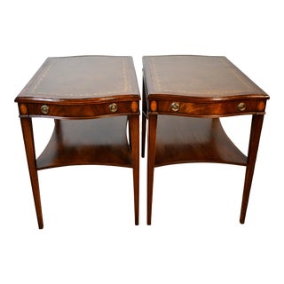 1930s Pair of Regency Mahogany & Leather Top Side Tables / End Tables For Sale
