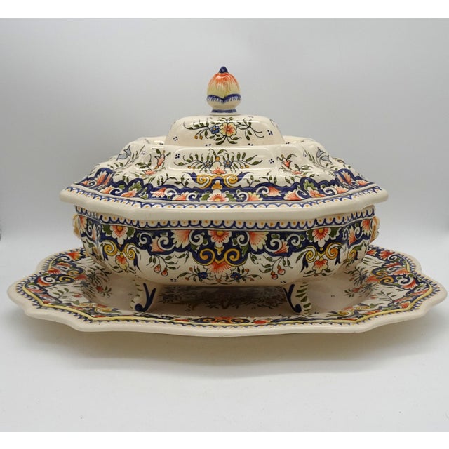 Large Vintage Hand Painted French Vieux Rouen Tureen with Charger, 1930s For Sale - Image 4 of 18