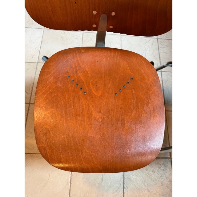 1990s Set of Two Vintage Giancarlo Piretti Xylon Chairs for Krueger International (Ki) For Sale - Image 5 of 11