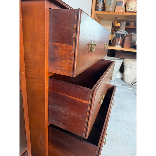 1960s Vintage Dannerok Chippendale Style Mahogany Three-Drawer Chests – A Pair For Sale - Image 5 of 12