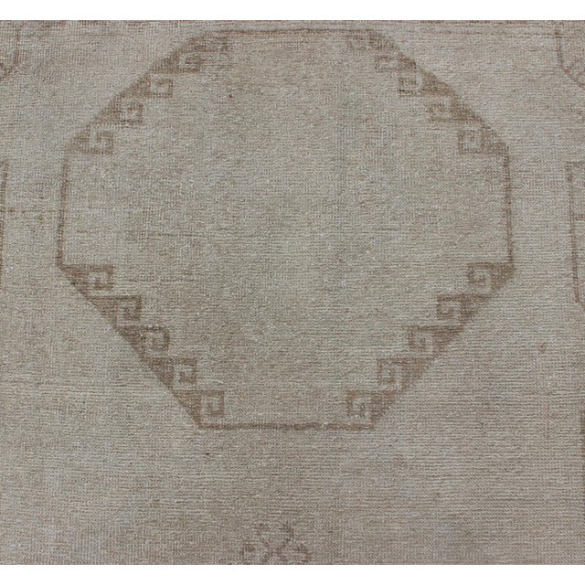 Cream Grey and Cream Vintage Turkish Oushak Runner With Geometric Tribal Design For Sale - Image 8 of 12