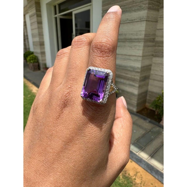 13.33 Ct Large Octagon Amethyst Cocktail Ring Size 7 For Sale - Image 4 of 11