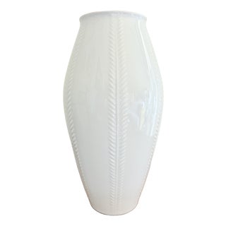 Vintage German Vase in Porcelain, 1970s For Sale