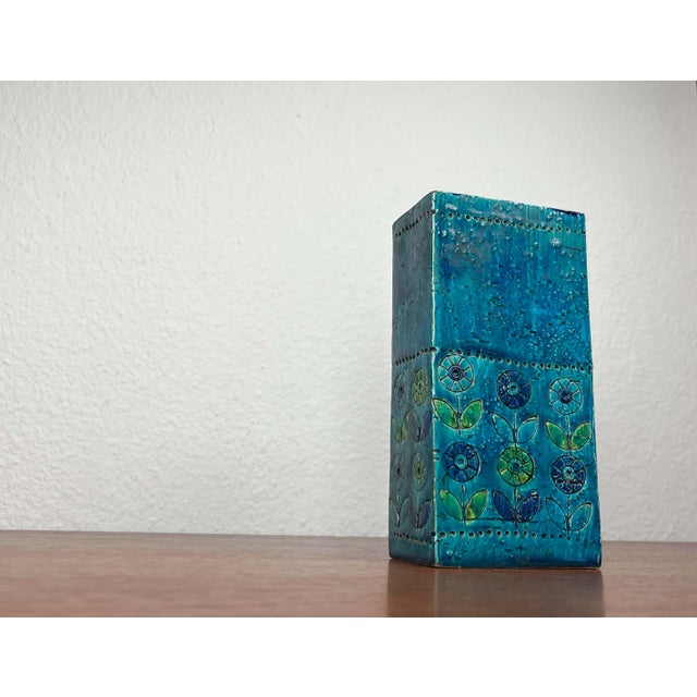 Mid 20th Century Mid-Century Modern Flower Studio Pottery Block Vase by Aldo Londi for Bitossi, Italy, 1960s For Sale - Image 5 of 18
