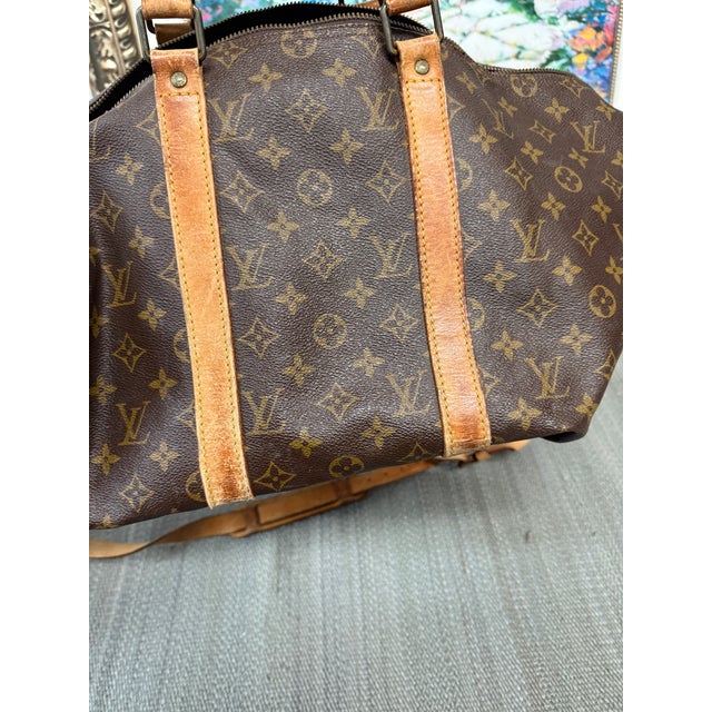 1980s Louis Vuitton Keepall Boston Bandoulière Duffle/Weekender For Sale - Image 5 of 12