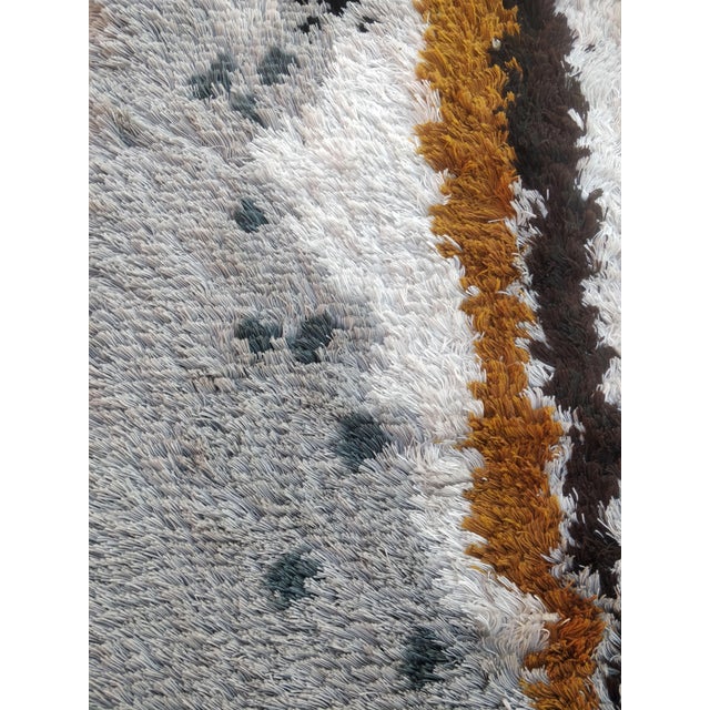 Scandinavian Modern Hand-Knotted Rug, 1970s For Sale - Image 13 of 16
