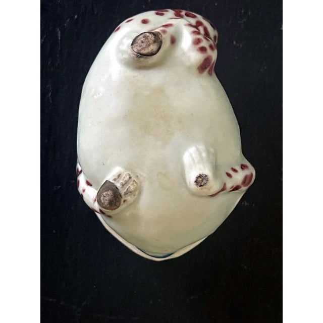 Early 20th Century Korean Ceramic Frog Form Water Dropper For Sale - Image 12 of 13