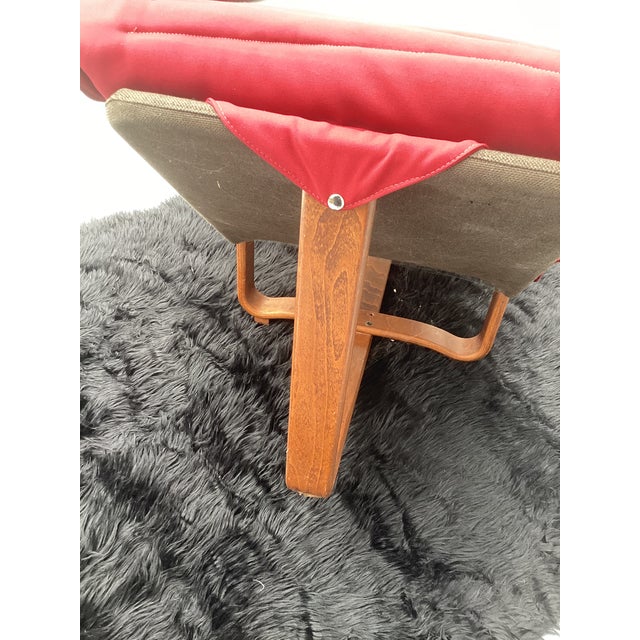 Mid Century Ingmar Relling for Westnofa Bentwood Rocking Chaise Lounge With Reversible Cushion For Sale - Image 9 of 16
