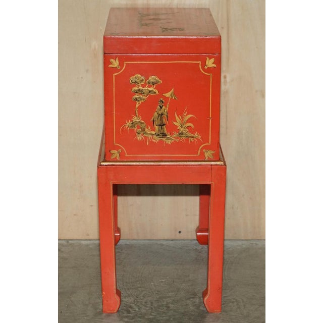 Japanned Oriental Side Table Chest on Stand Hand Painted and Lacquered by Charles & Ray Eames, 1920s For Sale - Image 17 of 18