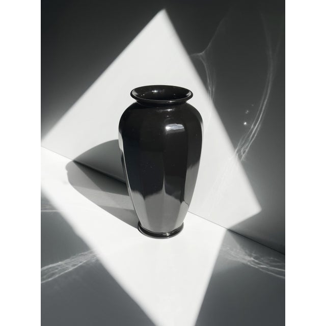Art Deco Revival Ceramic Vase, 1980s, in Very Good conditions. Designed 1980 to 1989