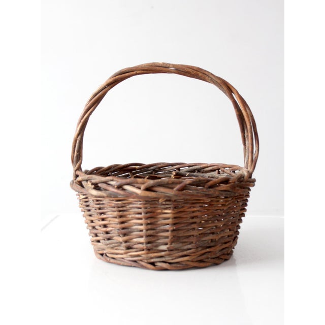 Vintage Rustic Woven Willow Basket With Handle For Sale - Image 4 of 13
