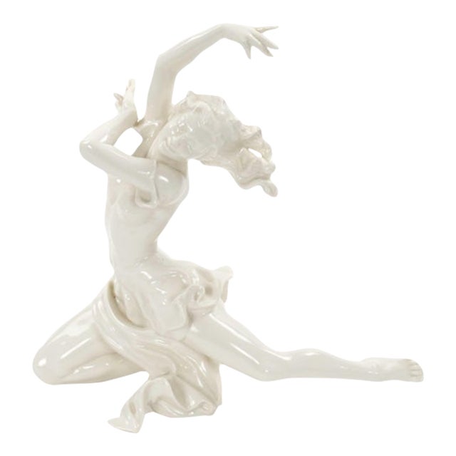 Art Deco German White Glazed Porcelain Dancing Figure, Circa 1920s For Sale