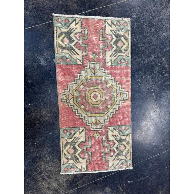 Turkish Yastik Rug 1'5" x 2'10" For Sale In Houston - Image 6 of 6