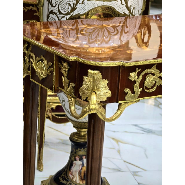 2020s French Style Brown Console Table With Gold Leaf Accents For Sale - Image 5 of 7