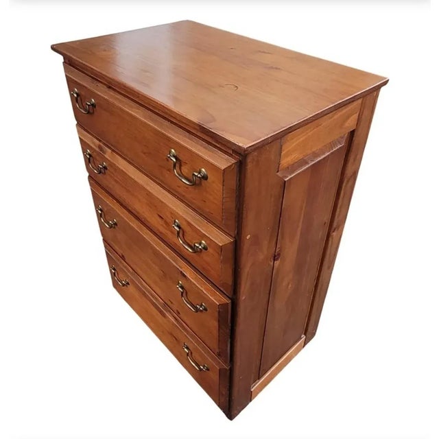 1980s 1980s American Classical Solid Pine With Panelizwd Sides Chest of Drawers For Sale - Image 5 of 11