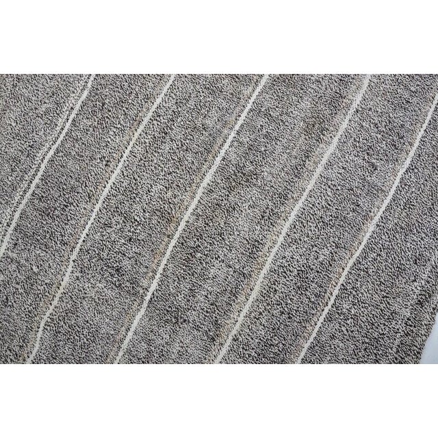 Vintage Minimalist Turkish Striped Kilim Rug in Oatmeal & Ivory Pinstripes For Sale In Phoenix - Image 6 of 9