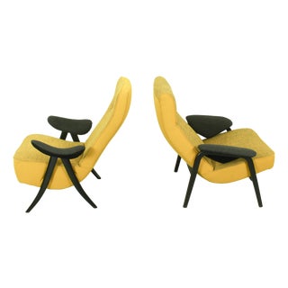 Vintage Model 107 & 137 Chairs in Kvadrat Hallingdal by Theo Ruth for Artifort, 1960s, Set of 2 For Sale