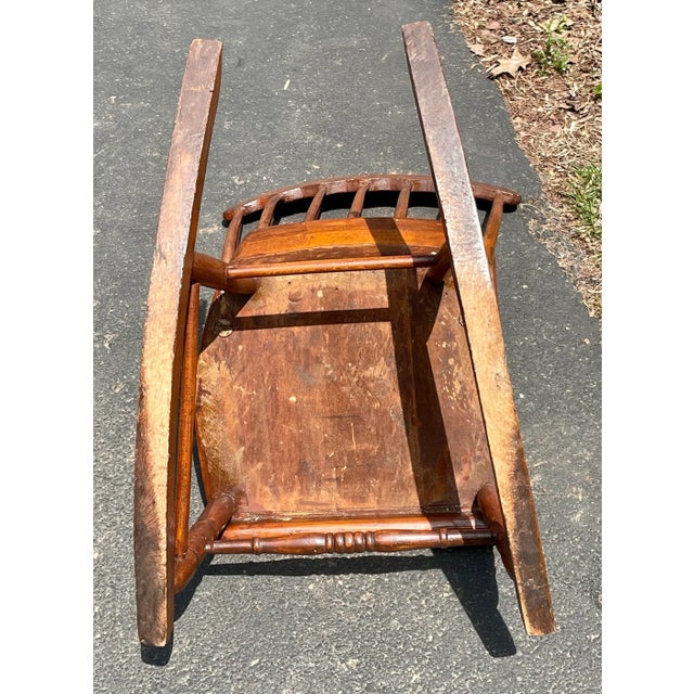 Petite Early 20th Century Antique Pennsylvania Nursing/Sewing Rocker ...
