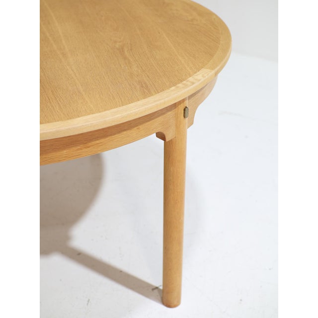 Karl Andersson & Söner Extendable Oval Øresund Dining Table in Oak by Børge Mogensen for Karl Andersson & Söner, 1960s For Sale - Image 4 of 18