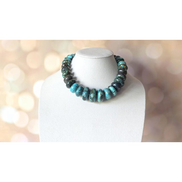 Metal Hubei Turquoise Beaded Necklace With Sterling Silver Turquoise Clasp, 18.5" For Sale - Image 7 of 11