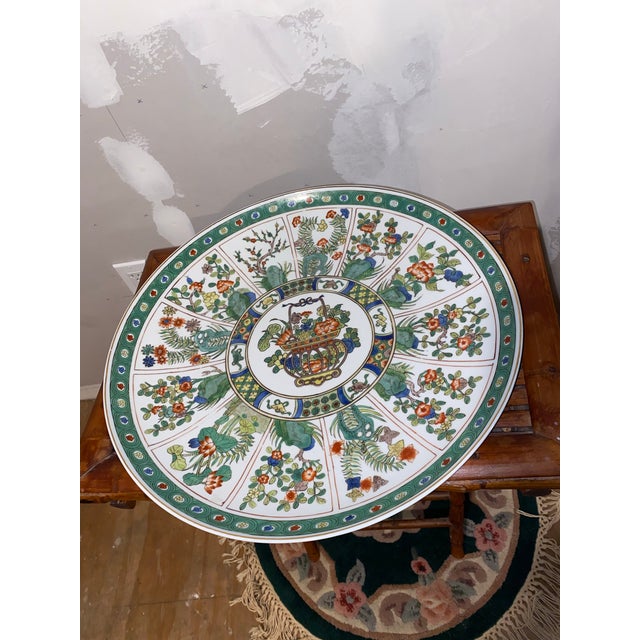Vintage 18" Mottahedeh Chinese Export Style Large Porcelain Platter - Famille Rose Flower Basket For Sale - Image 9 of 12