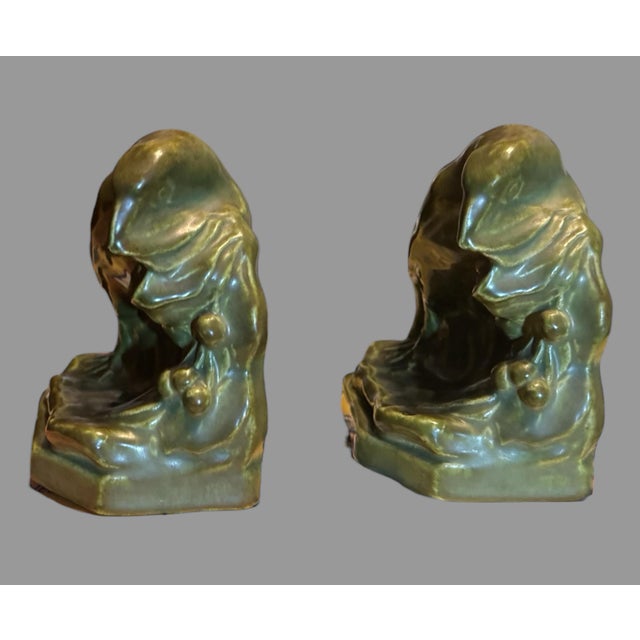 Arts & Crafts Pair of 1920 Rookwood Art Pottery Figural Raven Rook Bird Bookends 2275 For Sale - Image 3 of 10