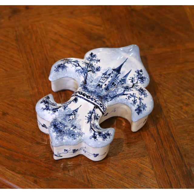 Early 20th Century Early 20th C. French Faience Fleur-De-Lys Shape Box by Alcide Chaumeil For Sale - Image 5 of 11