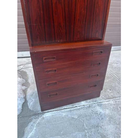 Arne Vodder Rosewood Bar Cabinet, Mid-20th Century, Adjustable Glass Shelves, 1975 For Sale - Image 4 of 9