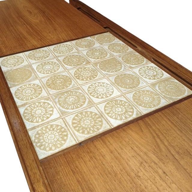 Mid-Century Modern Scandinavian Style Extendable Coffee Table by Remploy, 1960s For Sale - Image 4 of 7