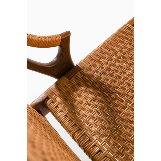 Easy Chair in Teak and Woven Cane attributed to Arne Hovmand-Olsen, 1950s For Sale - Image 6 of 9