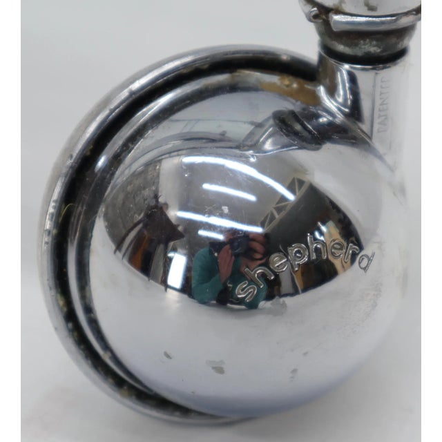 Mid 20th Century Wolfgang Hoffman Circular Shape Glass Top Bauhaus Serving Cart For Sale - Image 10 of 11