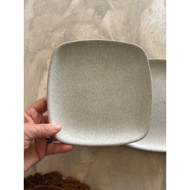 Vintage Glidden Pottery Speckled Square Plates – Mid-Century California Stoneware, Set of 2 For Sale In Chicago - Image 6 of 9