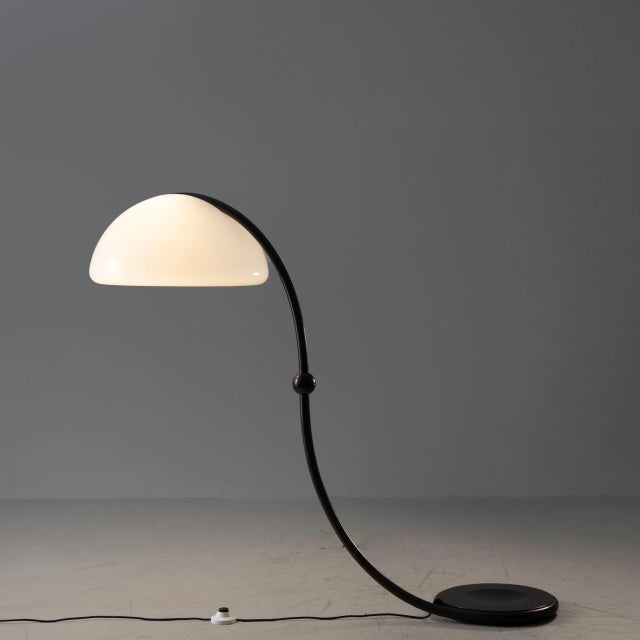 Serpente Floor Lamp by Elio Martinelli for Martinelli Luce For Sale - Image 10 of 10