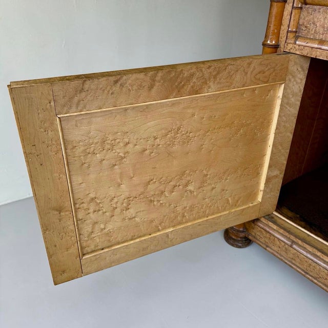French Faux‑bamboo Birds‑Eye Maple and Marble Dressing Cabinet, 1890 For Sale - Image 9 of 13