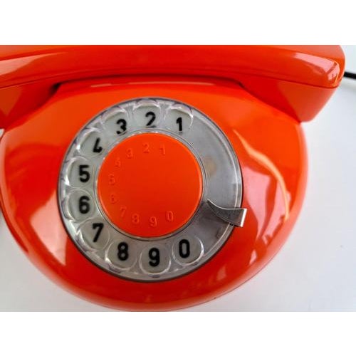 Gold Mid-Century Orange Rotary Desk Telephone from Tesla, Czechoslovakia, 1970s For Sale - Image 8 of 18