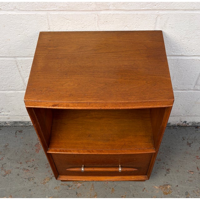 Mid 20th Century Mid 20th Century T.H. Robsjohn-Gibbings for Widdicomb Mid-Century Walnut Nightstand For Sale - Image 5 of 15
