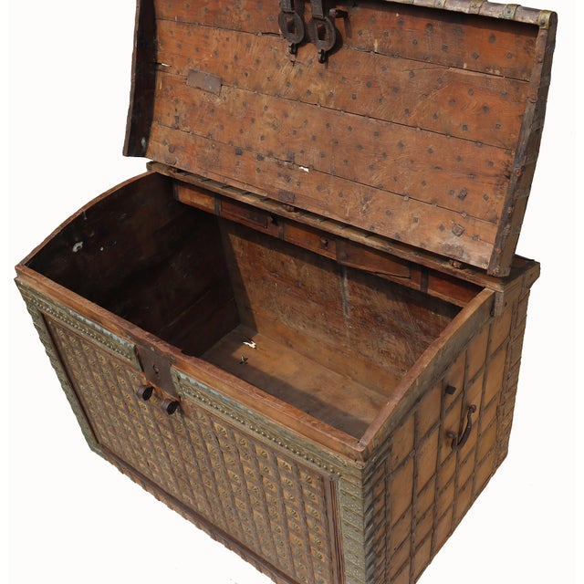 Brown Vintage Indian Dowry Chest on Wheels, 1920s For Sale - Image 8 of 18