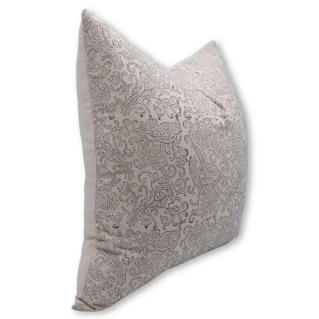 Rooted in Rajasthan’s rich textile heritage, the Sanganeri Jaal cushion cover features an intricate hand block printed...