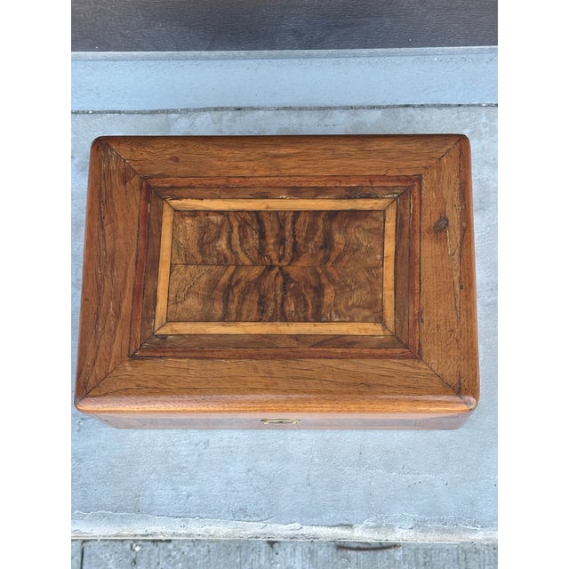 Italian Walnut Marquetry Jewelry Box, Circa 1880. For Sale In Greenville, SC - Image 6 of 9