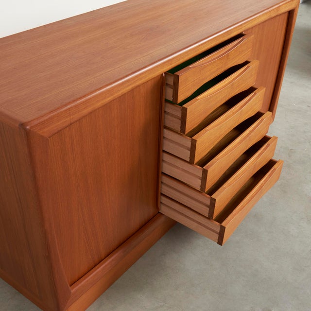 Danish Teak Sideboard from Dyrlund, in Very Good conditions. Designed 1960 to 1969 This piece has an attribution mark, I...