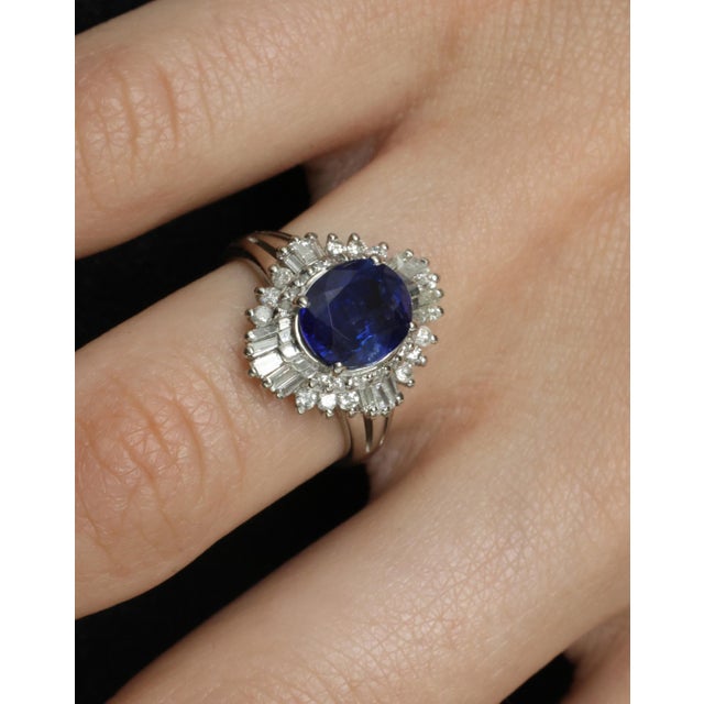 Modern Late 20th Century Rare 2.39ct Gia Burma No Heat Sapphire & 0.55ct Platinum Ring, Size 6 For Sale - Image 3 of 16