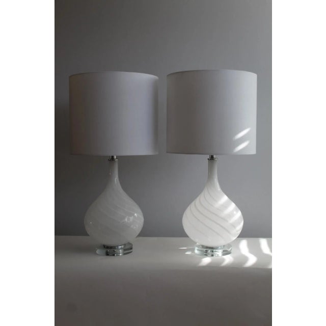 Linen Mid 20th Century Pulegoso Style Murano Glass Lamps - a Pair For Sale - Image 8 of 12