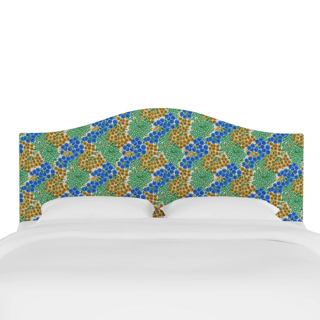 This fully upholstered headboard has a unique shape, allowing you to chart a course for a bedroom retreat that is at once...