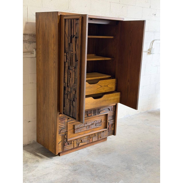 Lane Brutalist Armoire Dresser Oak Mid-Century Modern 1970s For Sale In Los Angeles - Image 6 of 10