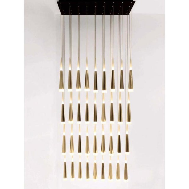 Gold Meteoriti Di Metallo Chandelier in Aluminum and Acrylic by Jago For Sale - Image 9 of 11