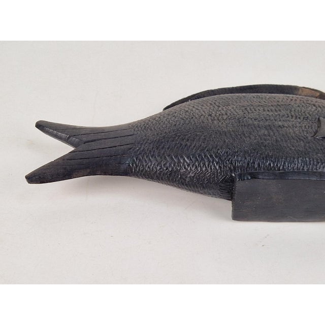 Vintage African Fish in Hand Carved Ebony Wood, 1950s For Sale - Image 3 of 13