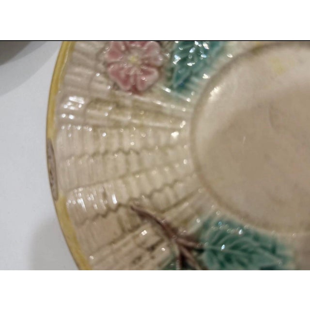 Antique 19th Century Wild Rose & Basketweave Majolica Teacups & Saucers - Set of 4 For Sale - Image 4 of 8